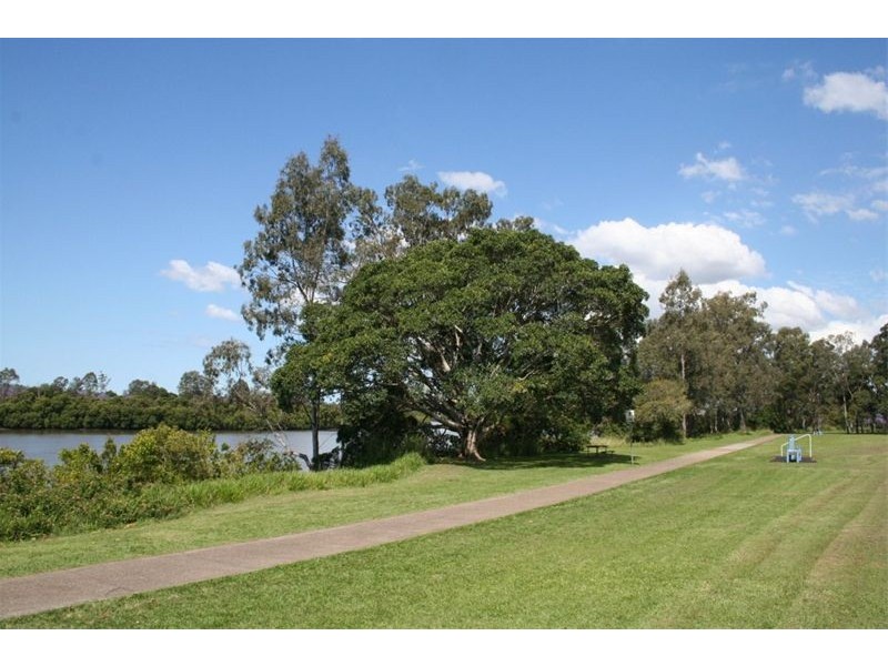 89 Nadine St, Graceville QLD 4075