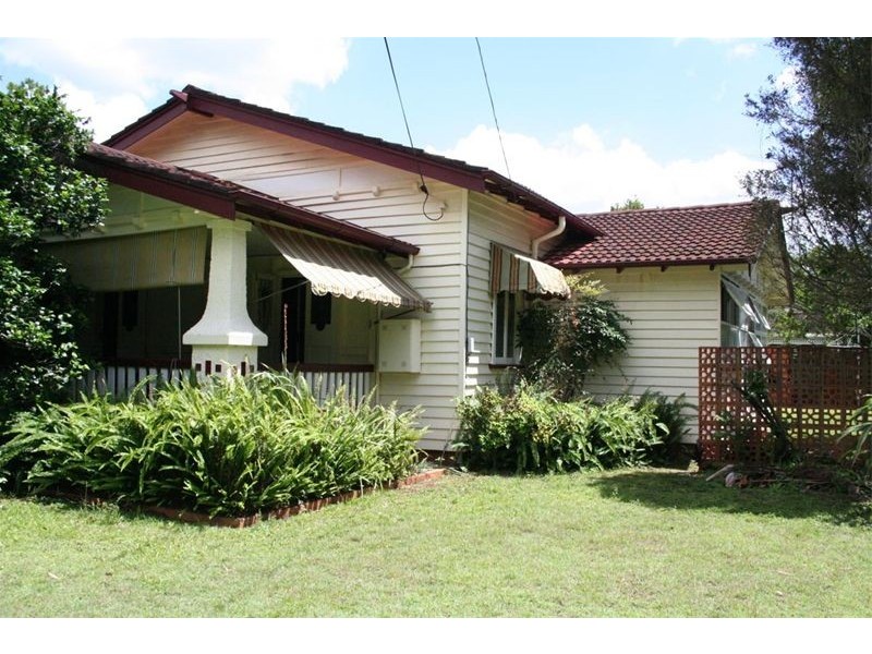 30 Verney Rd West, Graceville QLD 4075