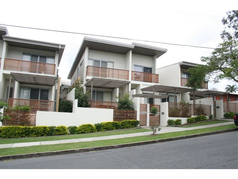 2/1 Robbins St, Corinda QLD 4075