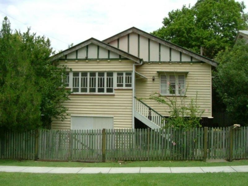 48 Rakeevan Road, Graceville QLD 4075