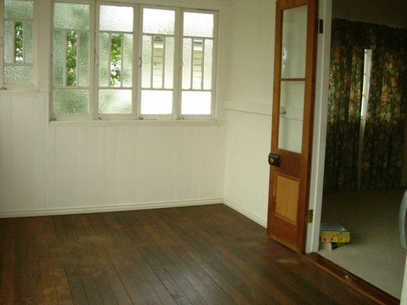 48 Rakeevan Road, Graceville QLD 4075