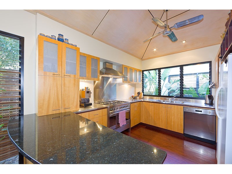 79 Clara Street, Corinda QLD 4075