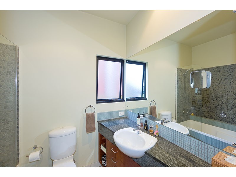 79 Clara Street, Corinda QLD 4075