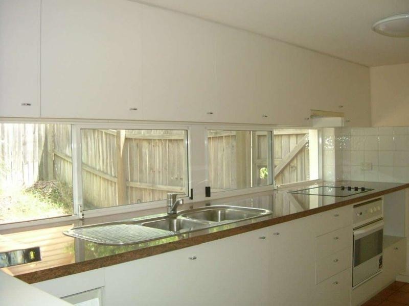 4/710 Sherwood Road, Sherwood QLD 4075