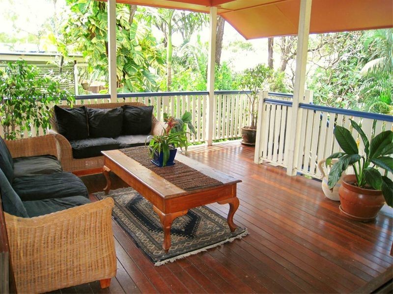 77 Sandon Street, Graceville QLD 4075