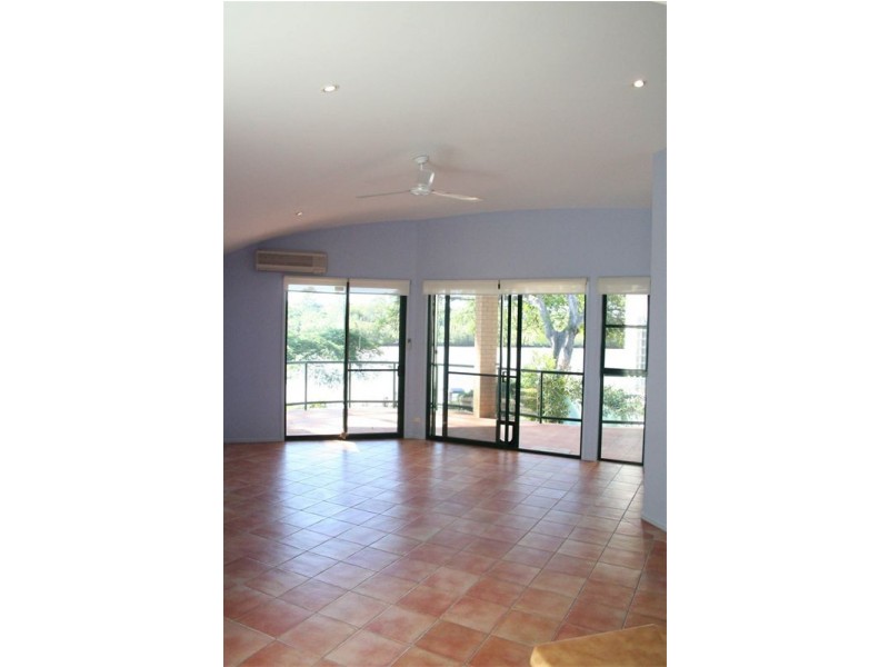 130 Hargreaves Avenue, Chelmer QLD 4068