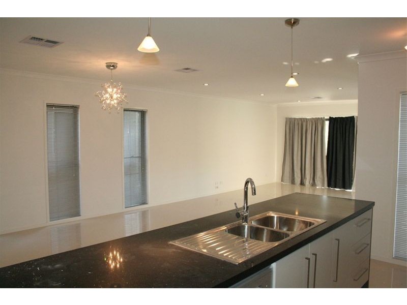 753 Oxley Road, Corinda QLD 4075