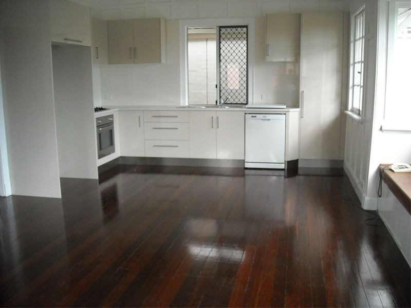 8 Kenilworth Street, Sherwood QLD 4075