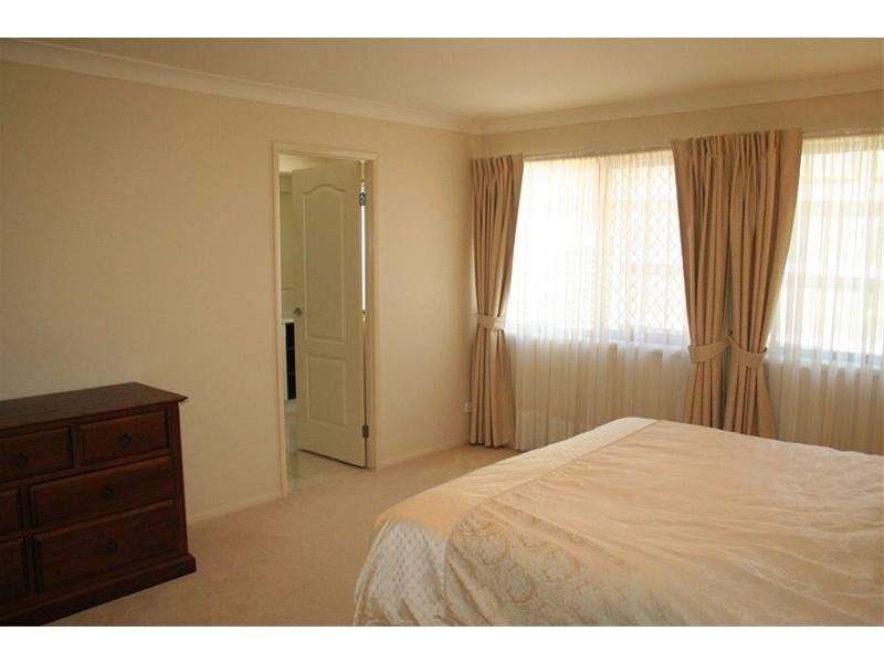 33 Parkwood Drive, Parkwood Estate,, Heathwood QLD 4110