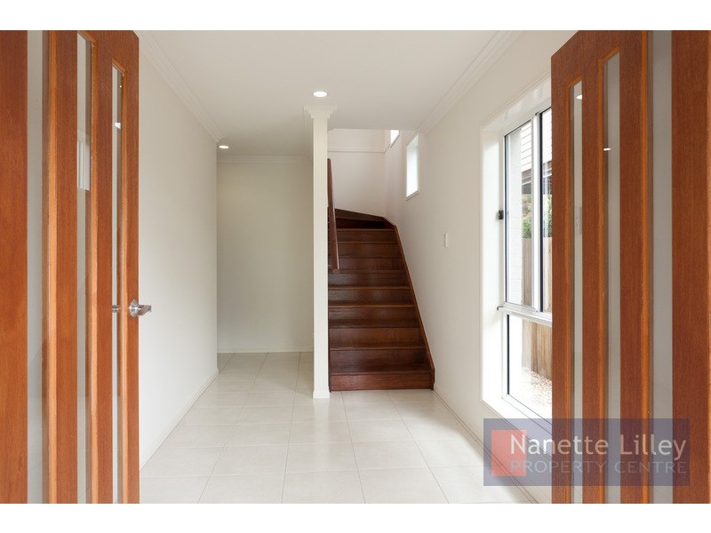 10 Kenilworth Street, Sherwood QLD 4075