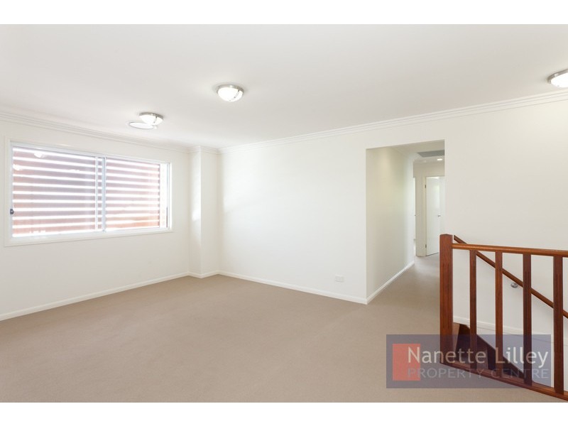 10 Kenilworth Street, Sherwood QLD 4075