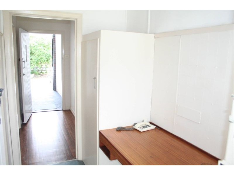 91 Long Street West, Graceville QLD 4075