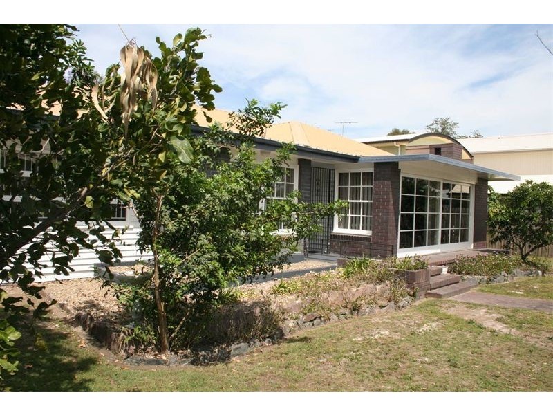 91 Long Street West, Graceville QLD 4075