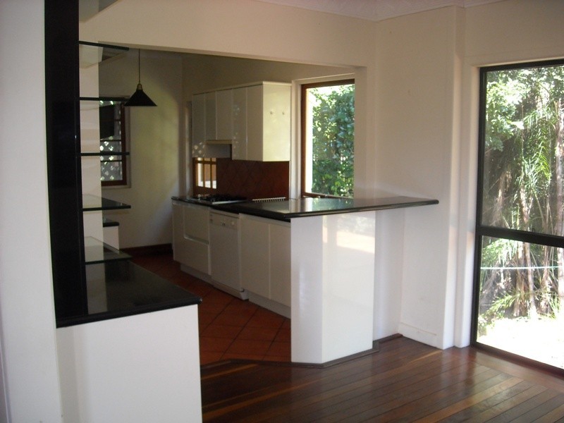 102 Hilda Street, Corinda QLD 4075