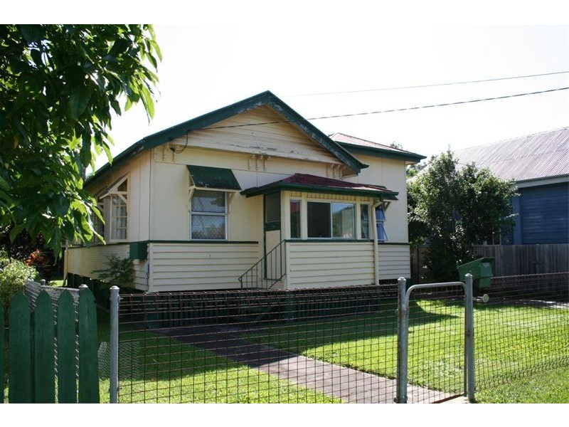 13 Rakeevan Road, Graceville QLD 4075