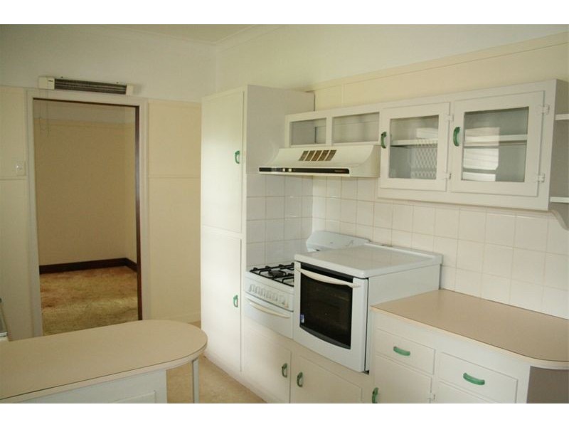 26 Bentinck Street, Sherwood QLD 4075