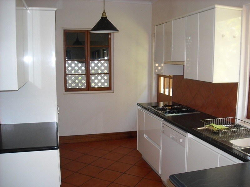 102 Hilda Street, Corinda QLD 4075