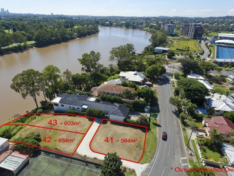 133-135 King Arthur Terrace, Tennyson QLD 4105