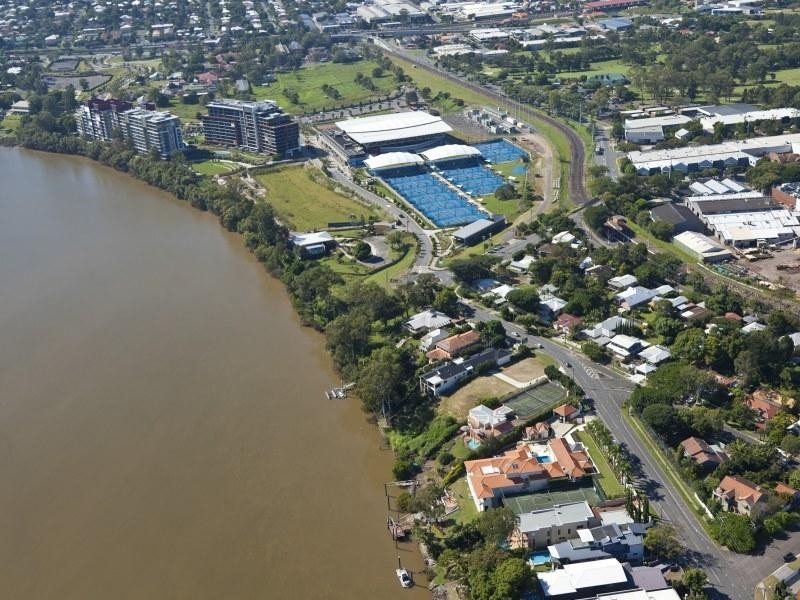 133-135 King Arthur Terrace, Tennyson QLD 4105