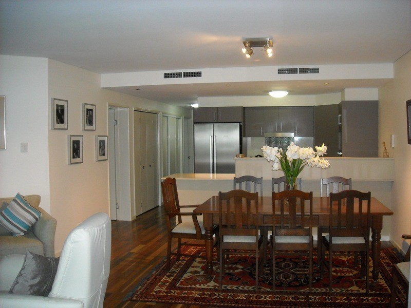 6/327 Verney Road East, Graceville QLD 4075