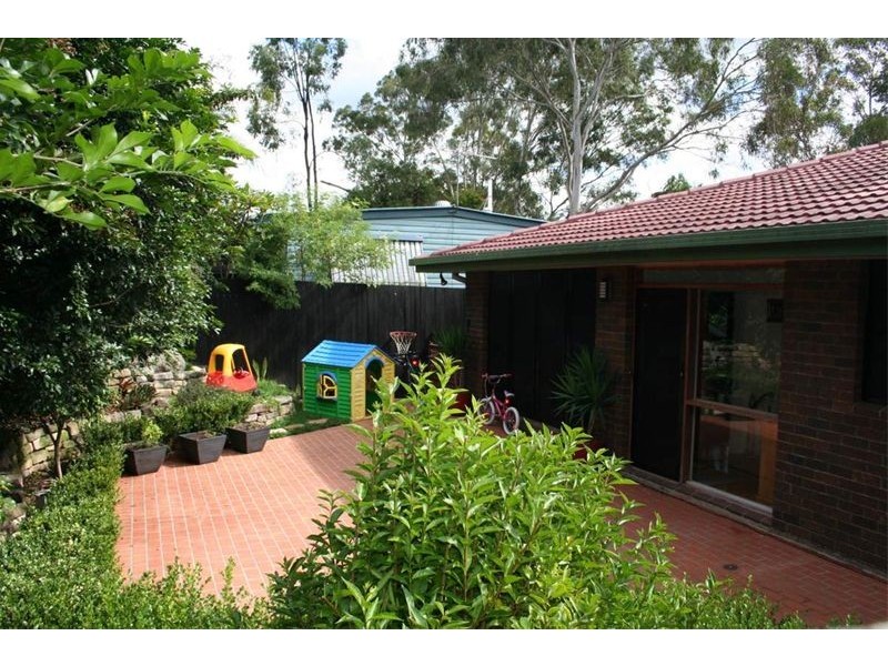 54 Gray Avenue, Corinda QLD 4075