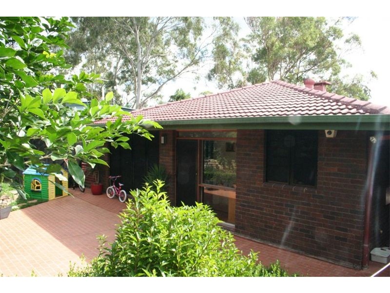 54 Gray Avenue, Corinda QLD 4075