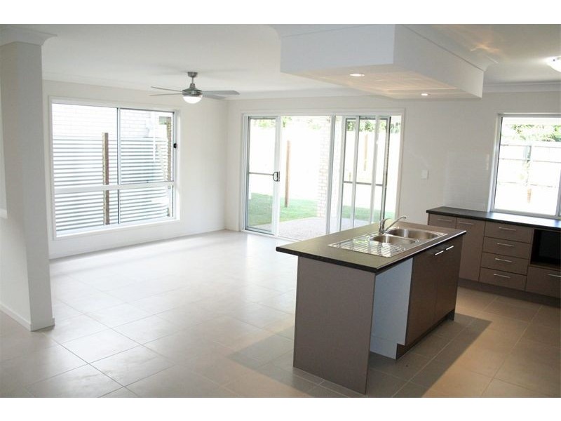 183 Strong Avenue, Graceville QLD 4075