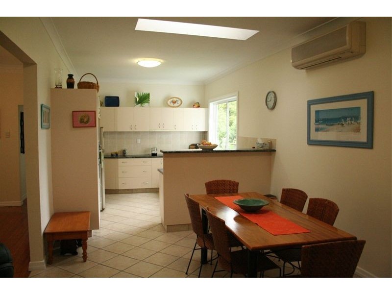 20 Sheffield St, Oxley QLD 4075