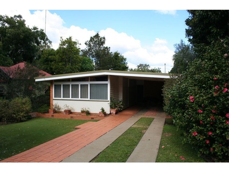 40 Ruthven Street, Corinda QLD 4075