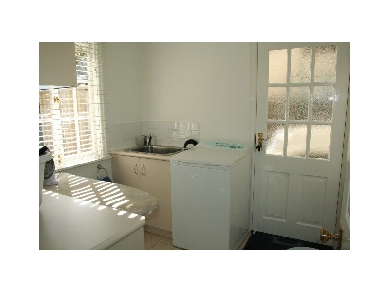 54 Austral Avenue, Graceville QLD 4075