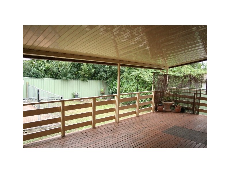 60 Bannerman St, Oxley QLD 4075