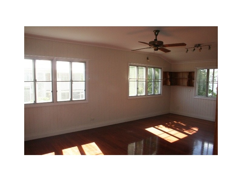 59 Mortlake Road, Graceville QLD 4075