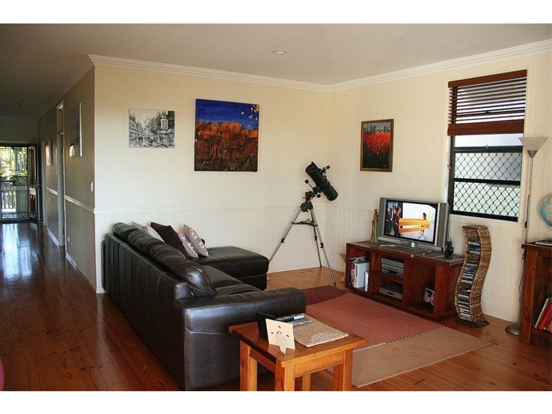 58 Central Avenue, Sherwood QLD 4075