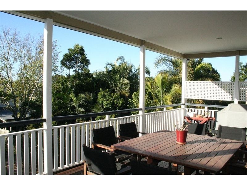 58 Central Avenue, Sherwood QLD 4075