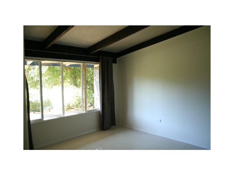 4 Eddystone Rd, Corinda QLD 4075