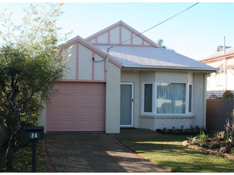 24 Allardyce Street, Graceville QLD 4075