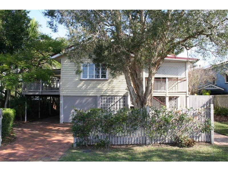 61 Plumer St, Sherwood QLD 4075