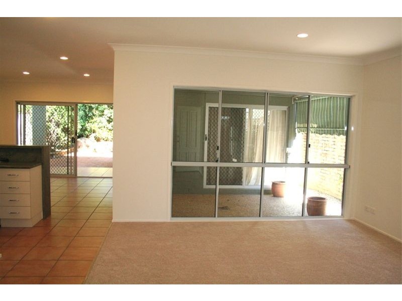 143 Long Street East, Graceville QLD 4075