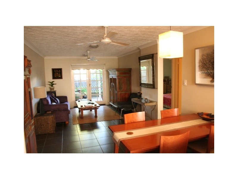 2/31 Hood Street, Sherwood QLD 4075