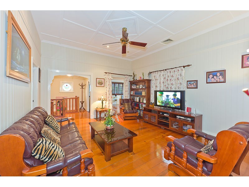 57 Nelson Street, Corinda QLD 4075