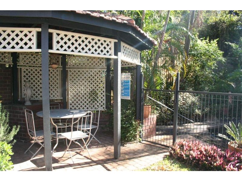 10 Bejimba Street, Kenmore QLD 4069