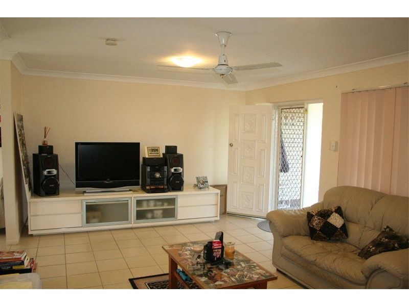 24 Deniven Street, Corinda QLD 4075