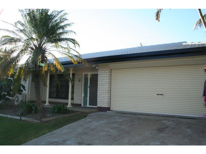 24 Deniven Street, Corinda QLD 4075