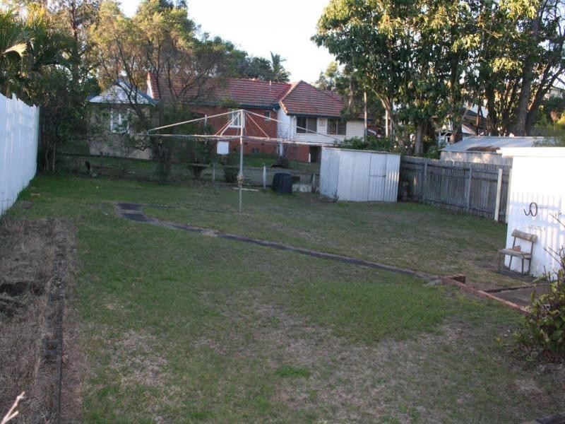 63 Camelot Street, Tennyson QLD 4105
