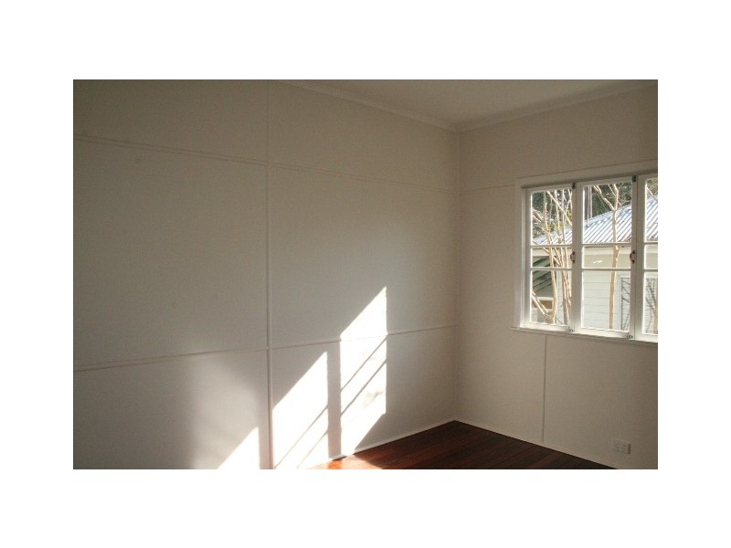 13 Waratah Avenue, Graceville QLD 4075