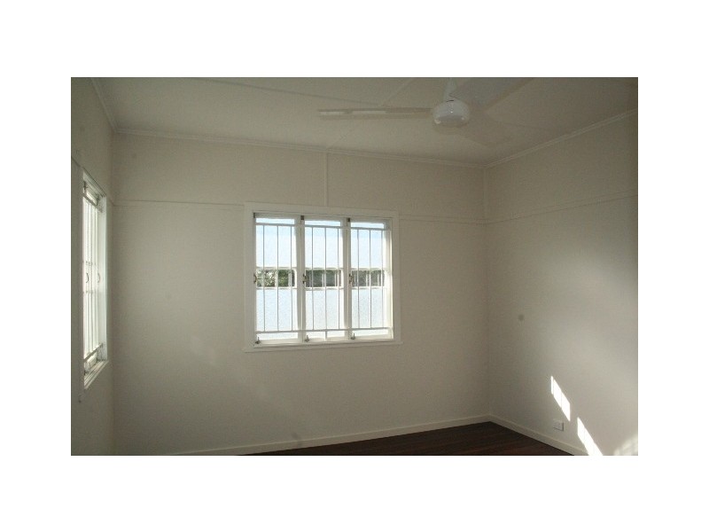 13 Waratah Avenue, Graceville QLD 4075