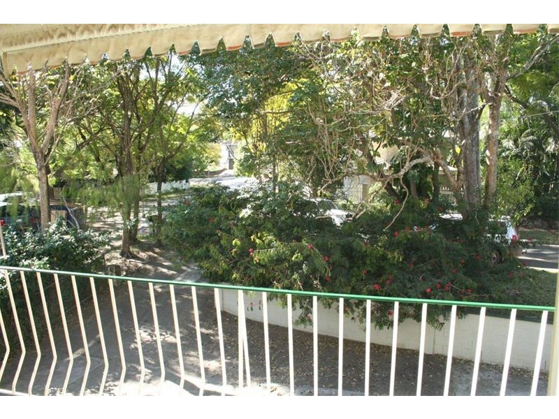 2/7 Sutton Street, Chelmer QLD 4068