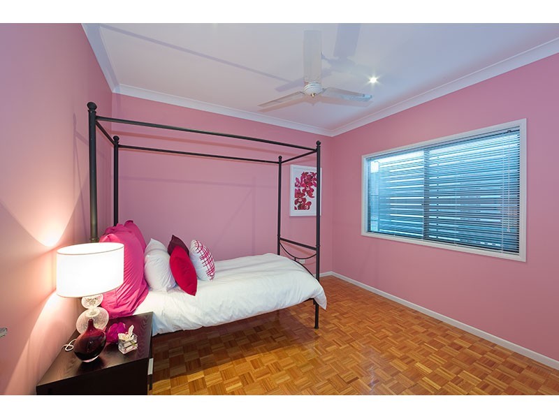 34 Chelmer Street East, Chelmer QLD 4068