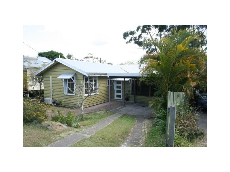 42 Blackheath Rd, Oxley QLD 4075
