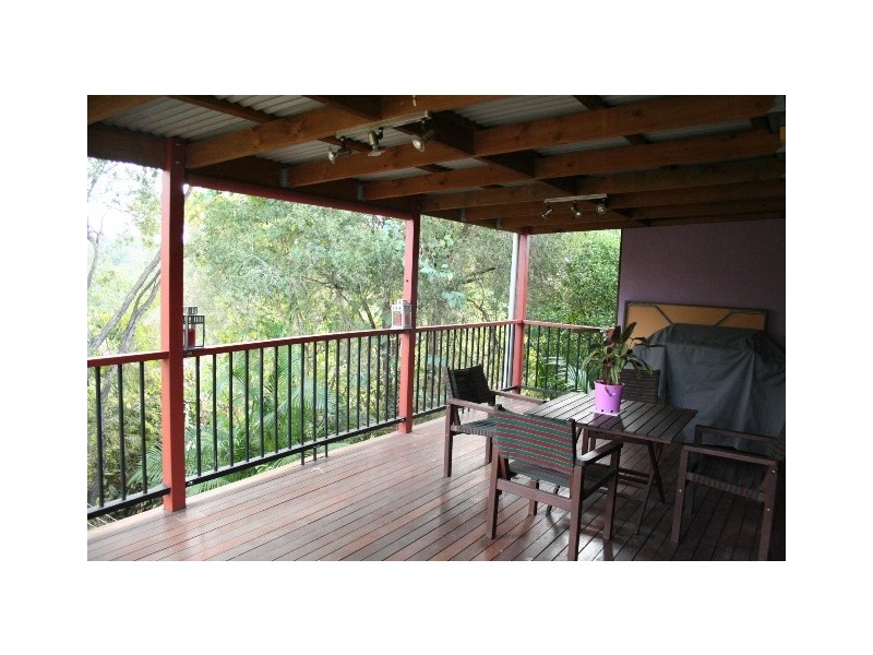 42 Blackheath Rd, Oxley QLD 4075